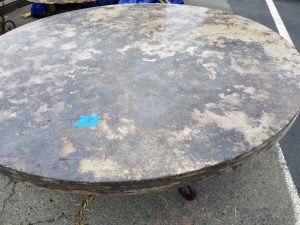 Unique travertine stone round table